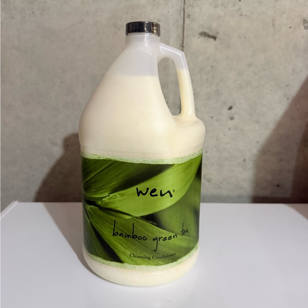 WEN Bamboo Green Tea Cleansing Conditioner - Cream and Green